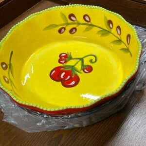 Temptations serving bowl NEW